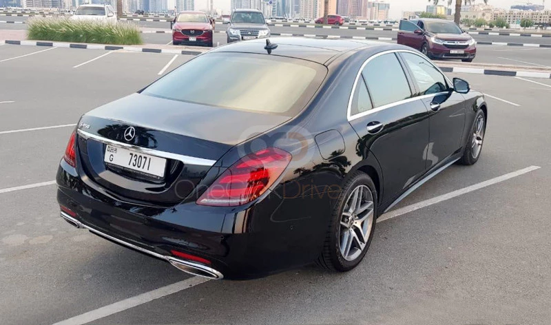 Black Mercedes Benz S450 2019 for rent in Dubai 7